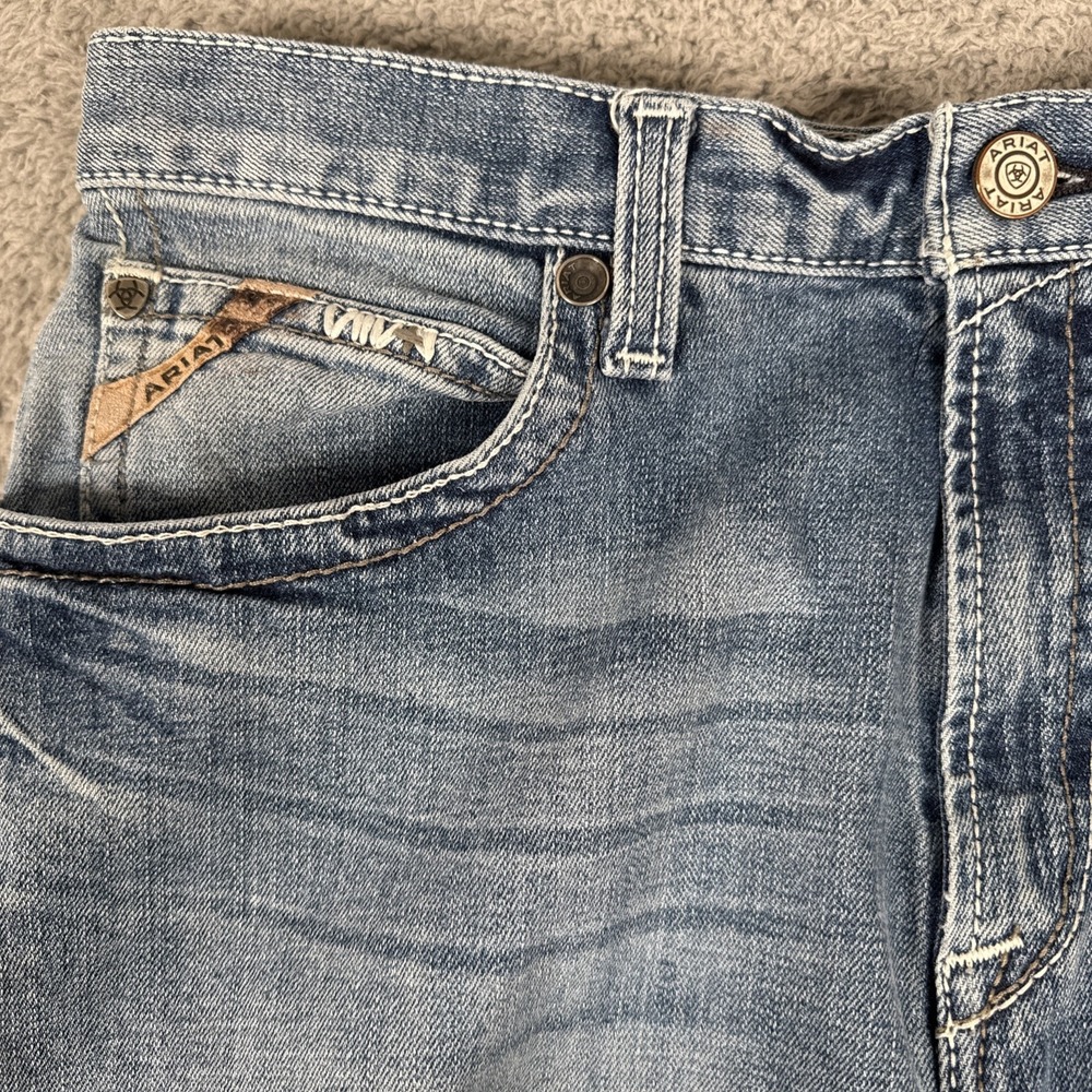Ariat M2 Jeans Mens 36x34 Traditional Relaxed Boot Cut Dusty Road Blue Denim - Picture 3 of 13
